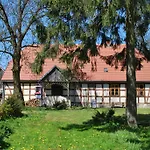 مزرعة للإقامة Zagroda Chlopska Gosław